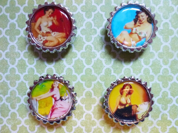 Vintage Pin Up Girls Magnets Set 2