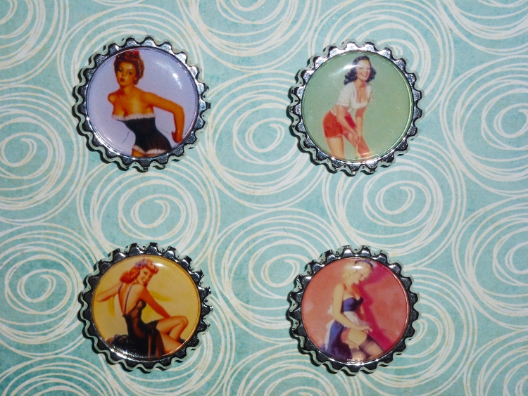 Vintage Pin Up Girls Magnets Set 6