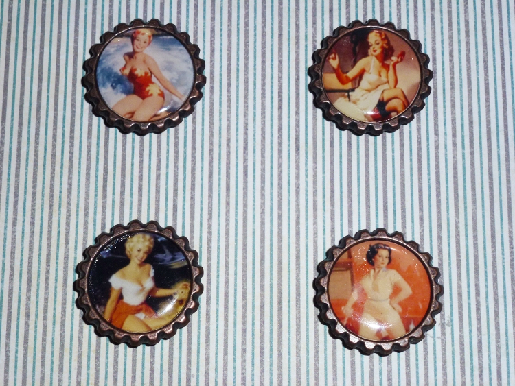 Vintage Pin Up Girls Magnets Set 8