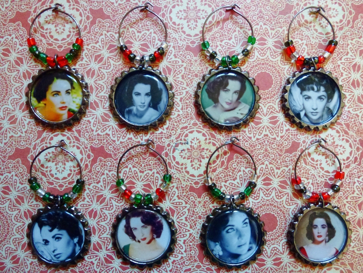 Elizabeth Taylor Wine Charm Set 2